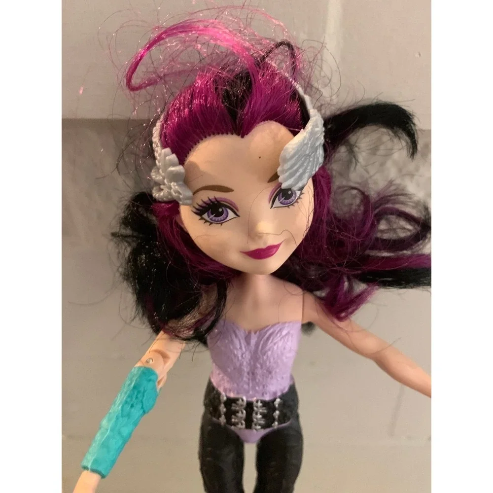 Ever After High Raven‎ Queen Magic Arrow Doll